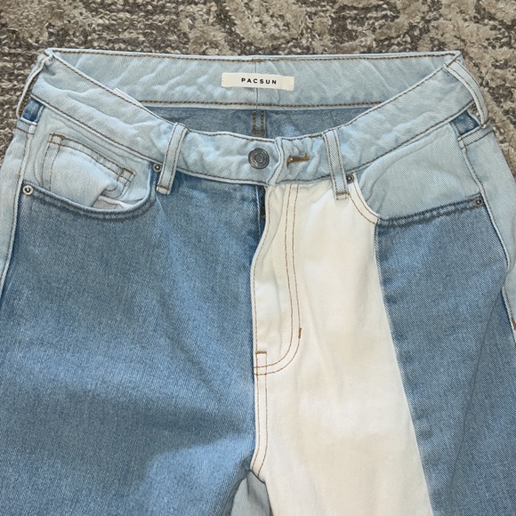 Size 26 Pacsun mom jean - Picture 2 of 4